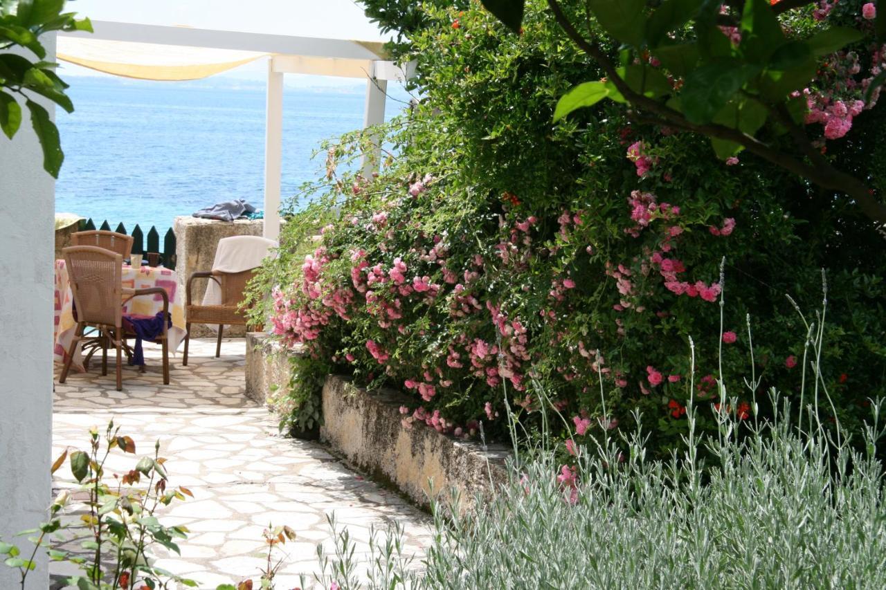Nissaki Olive Press Villas Nisaki  Екстер'єр фото